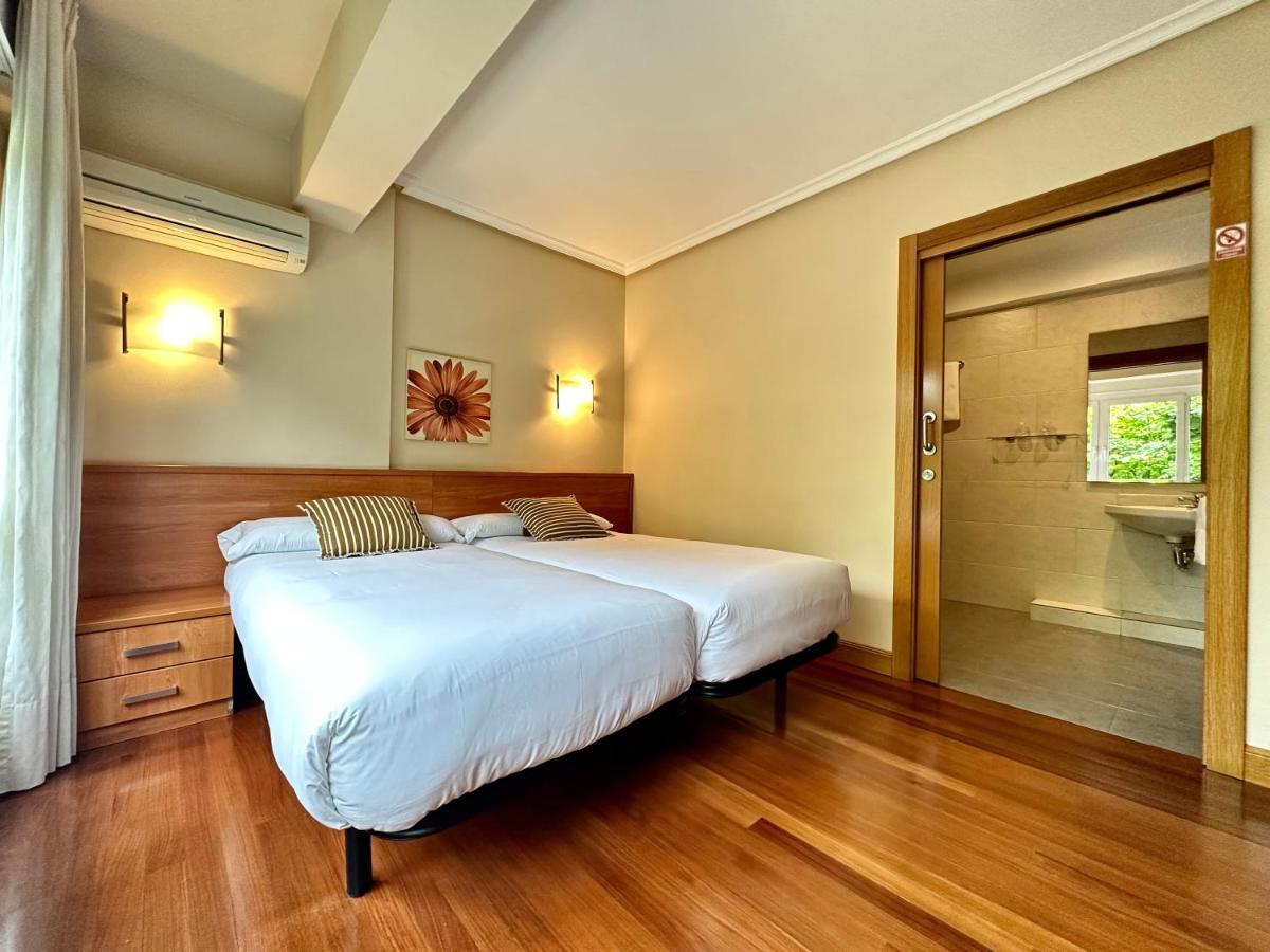 Pension Anoeta San Sebastian Bagian luar foto