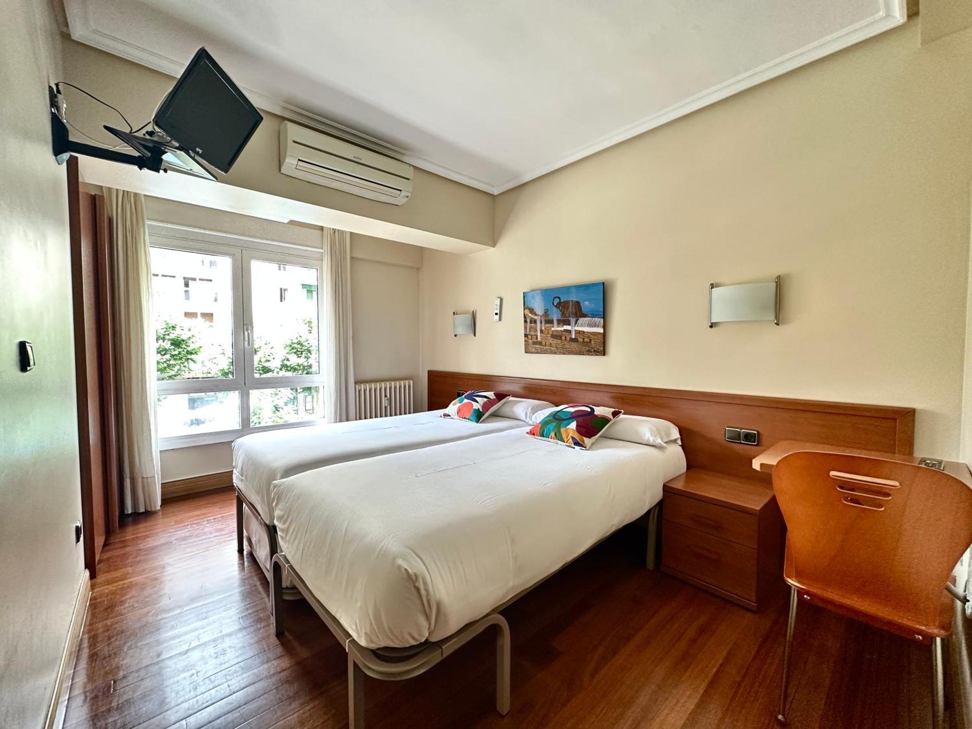 Pension Anoeta San Sebastian Bagian luar foto